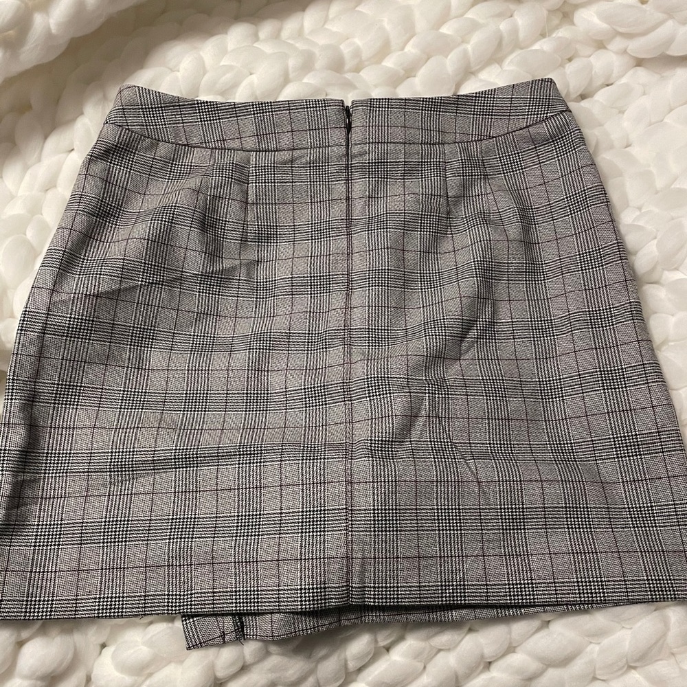 LOFT skirt - Picture 3 of 3
